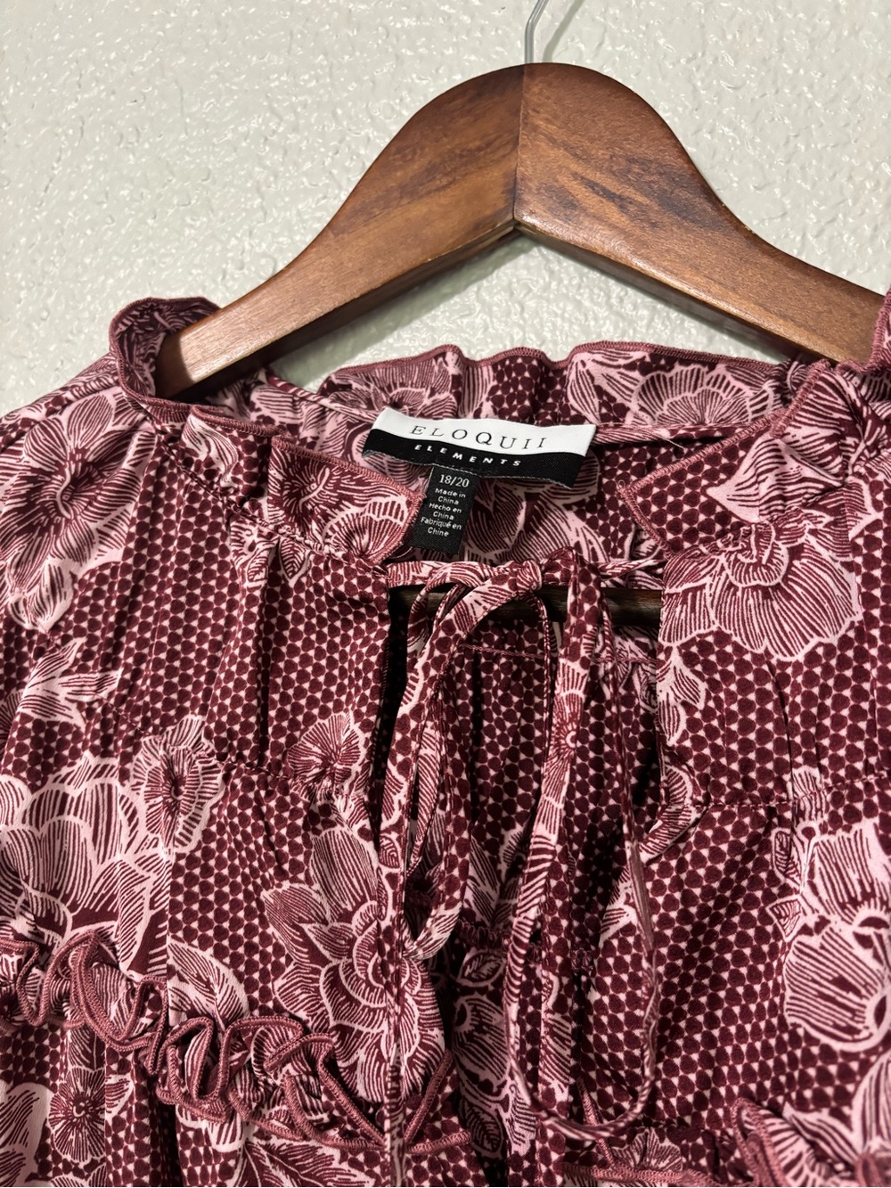 ELOQUII Elements Womens Plus Size Satin Dress with Ruffle Yoke - Picture 5 of 7